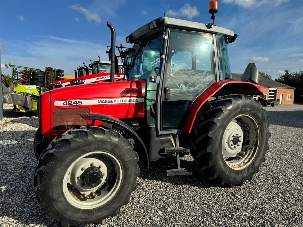 Billede 1 - Massey Ferguson 4245