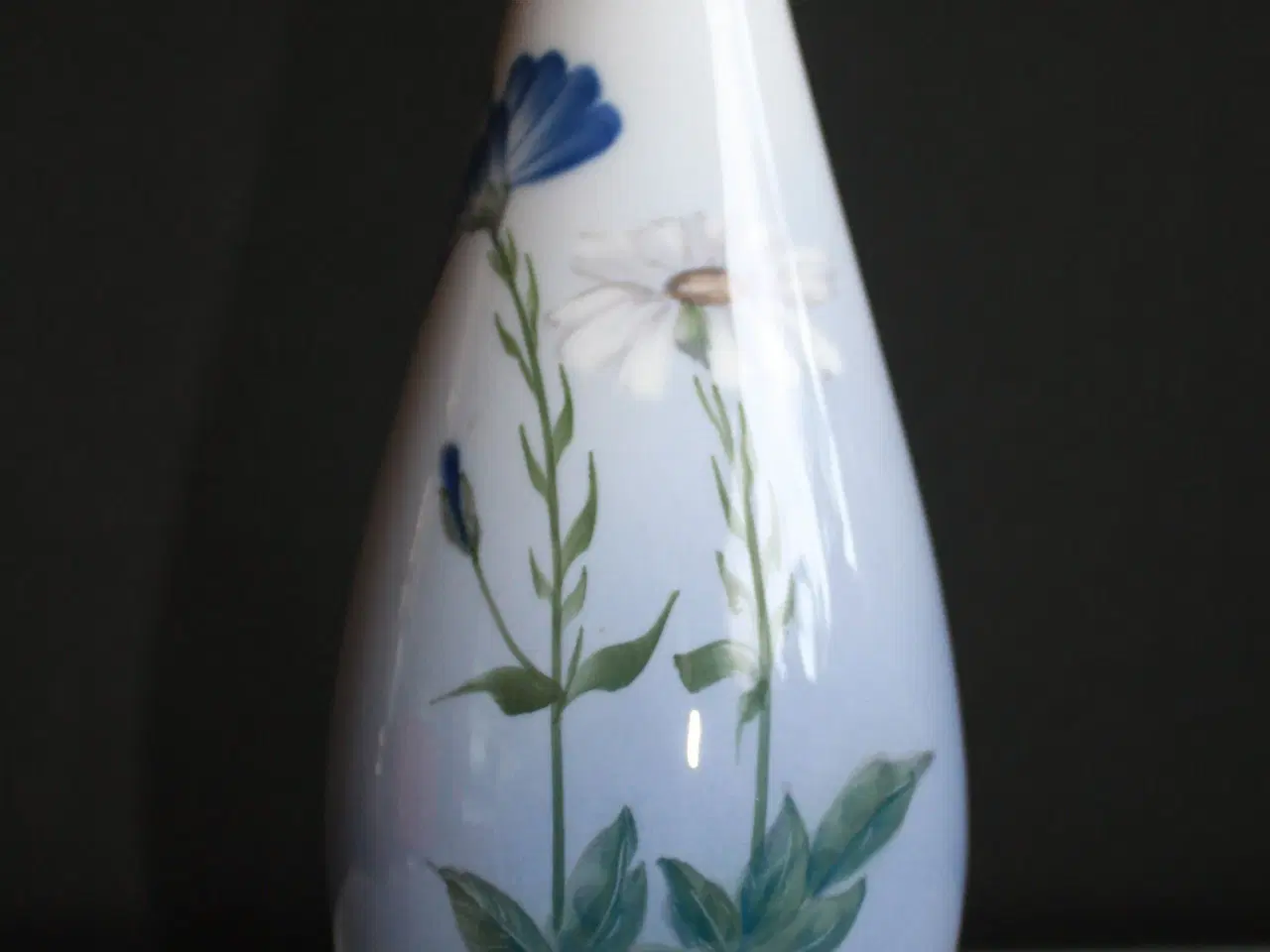 Billede 2 - Vase med blomster fra Royal Copenhagen