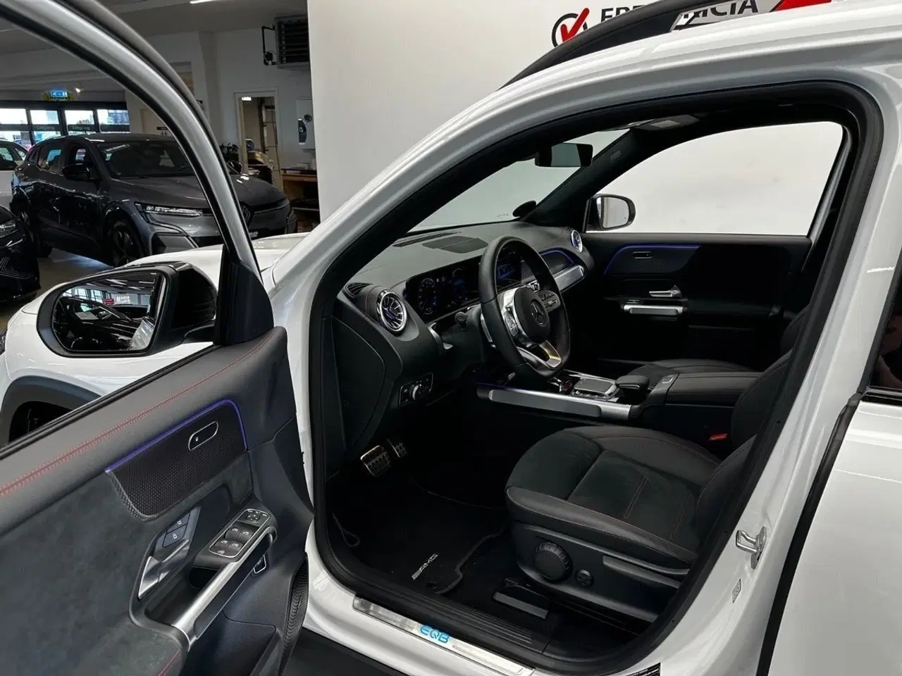 Billede 11 - Mercedes EQB350  AMG Line 4Matic