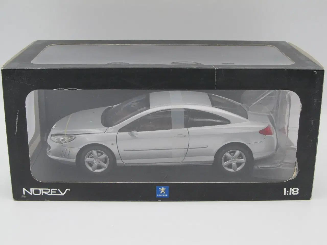 Billede 2 - 2006 Peugeot 407 3,0 V6 Coupe 1:18 