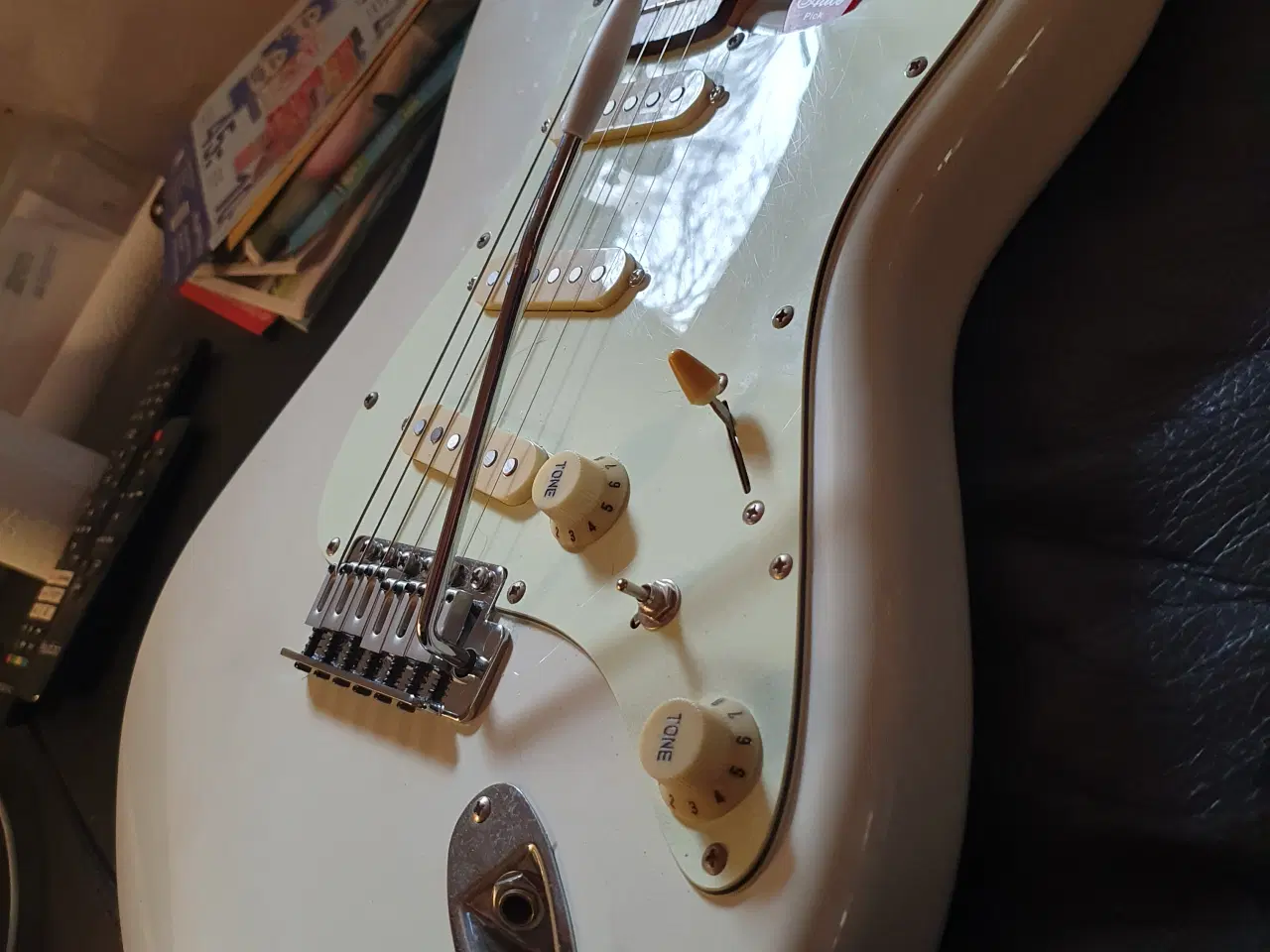 Billede 4 - Samick, creme hvid strat