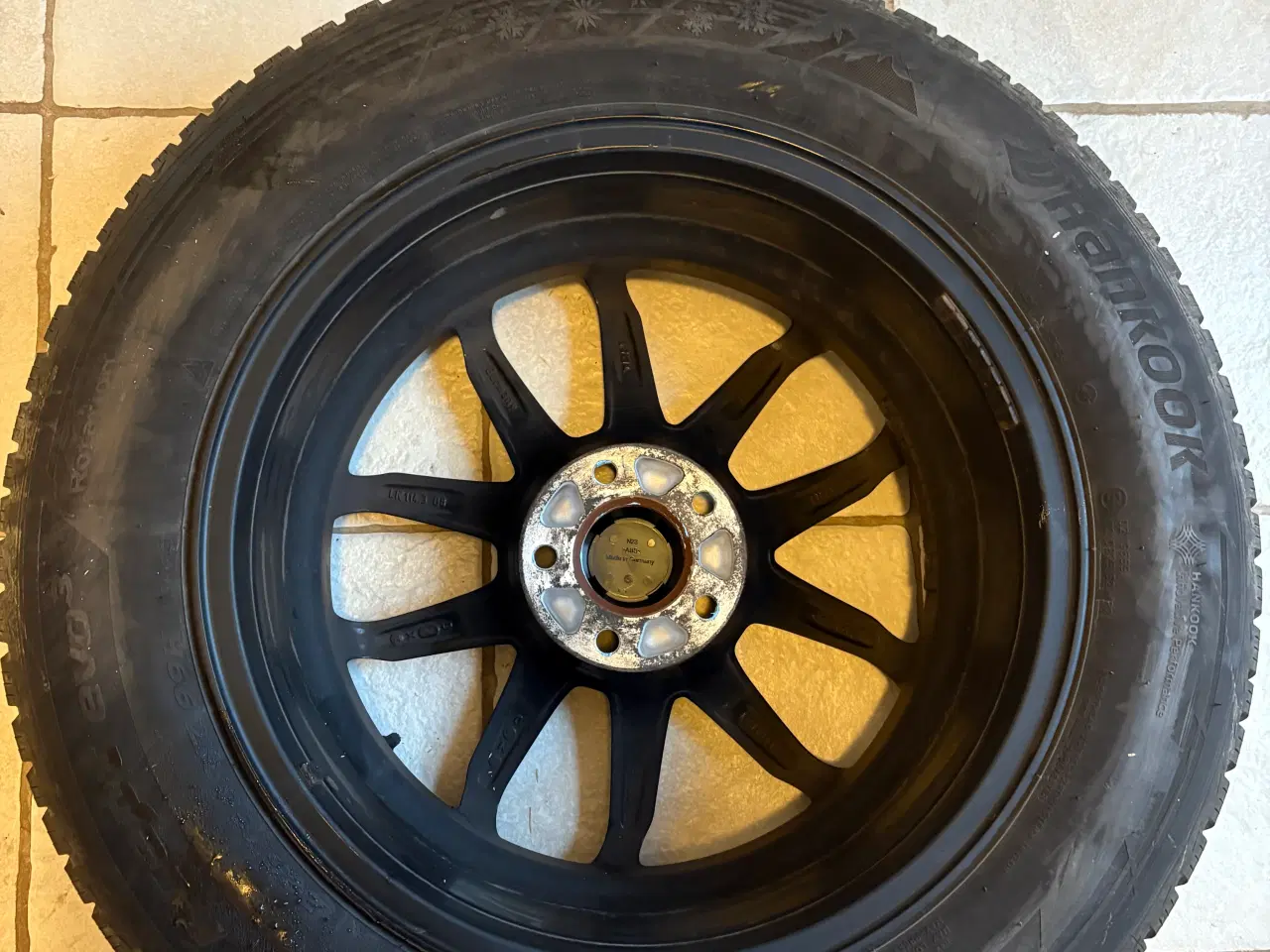 Billede 2 - Hankook Winter evo3 dæk på 17 tommer ALU-fælge