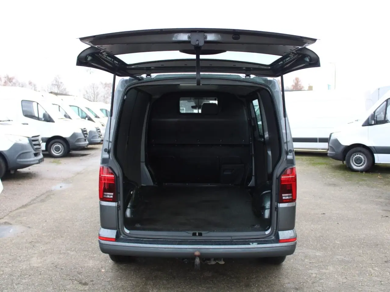 Billede 11 - VW Transporter 2,0 TDi 199 Kassevogn DSG 4Motion kort