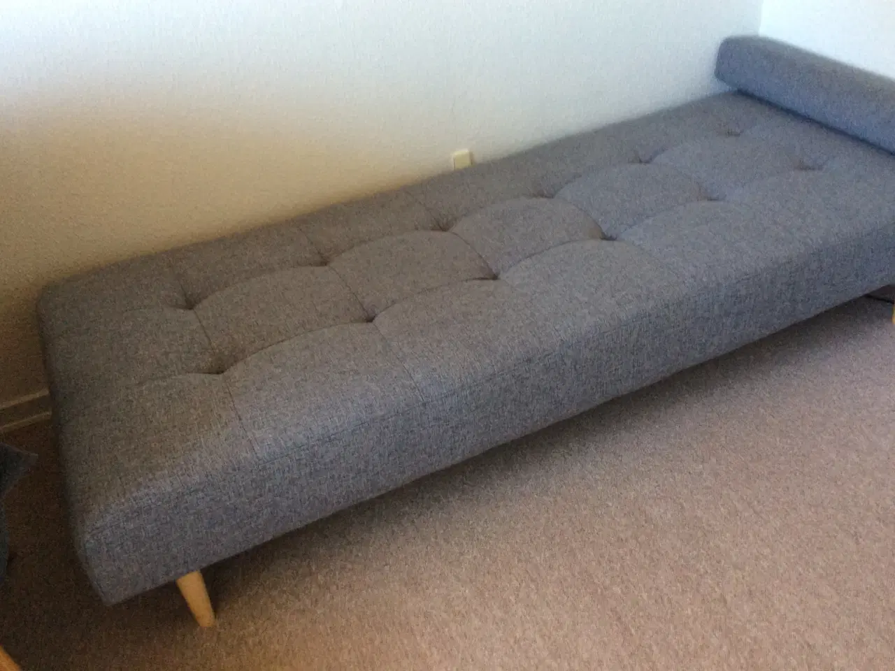 Billede 2 - Grå velholdt daybed