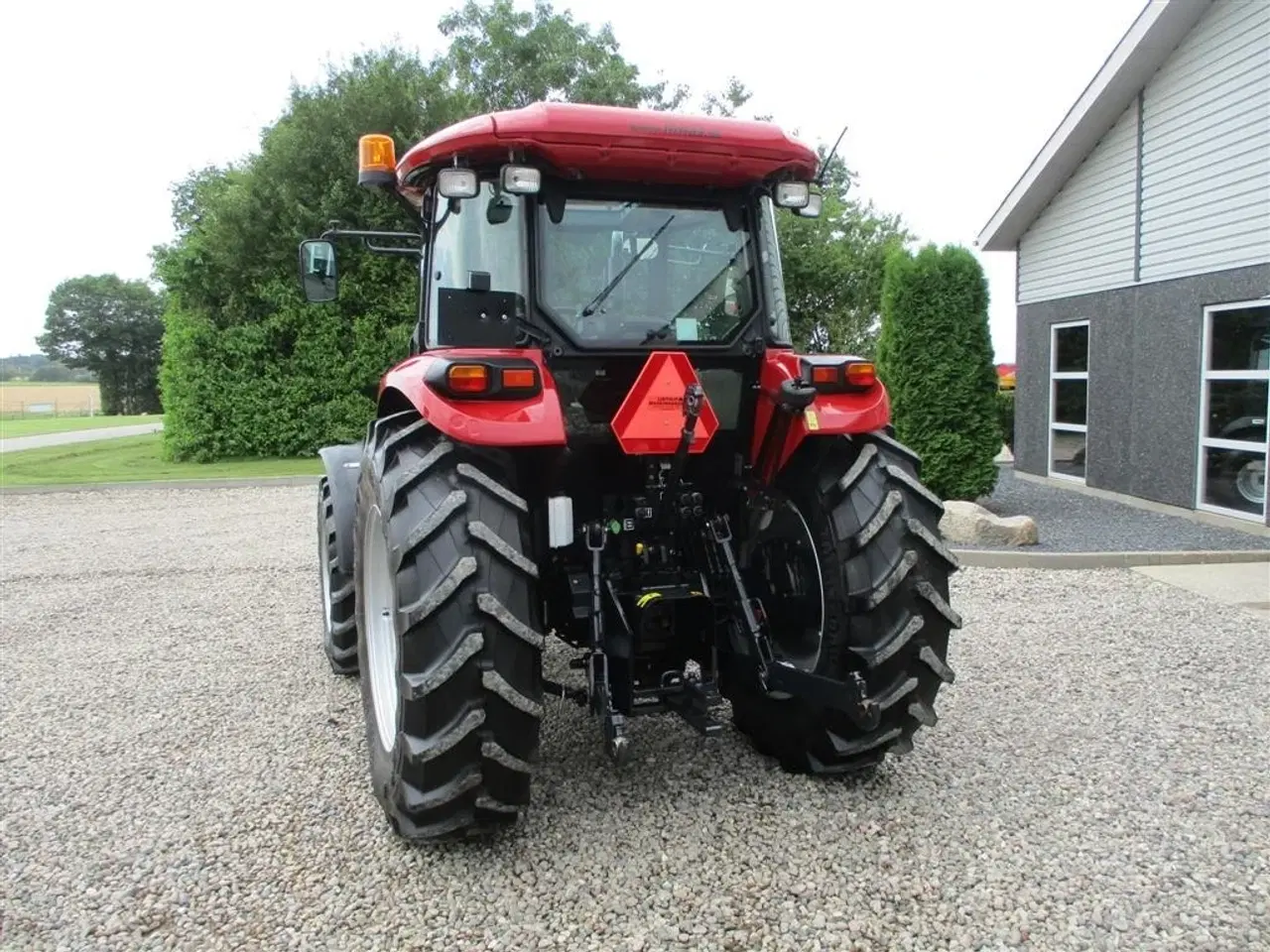 Billede 12 - Case IH Farmall 85A Med frontlæsser