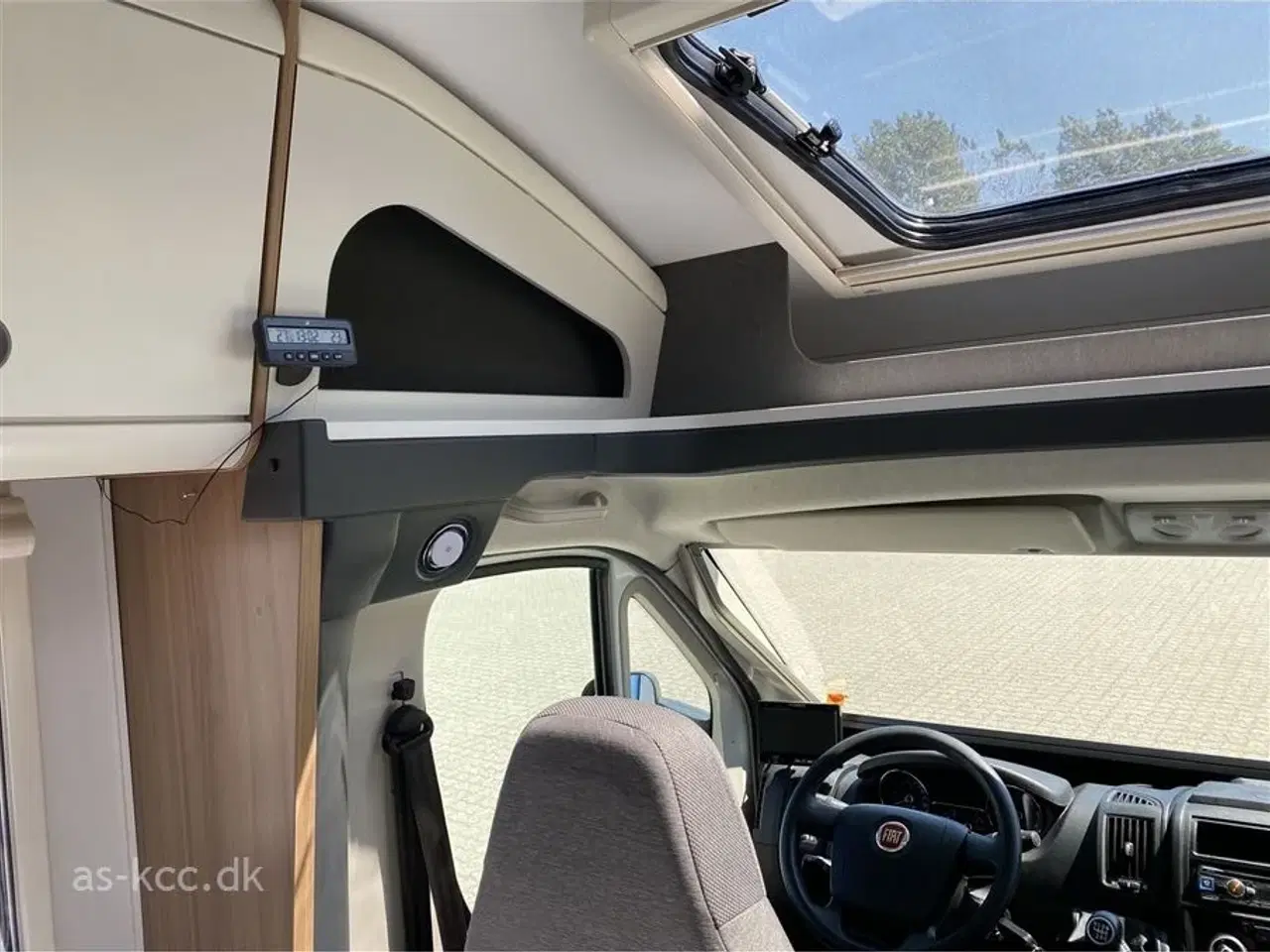 Billede 7 - 2018 - Sun Living S 65   Sun Living S 65 SL autocamper med 2 enkelt senge