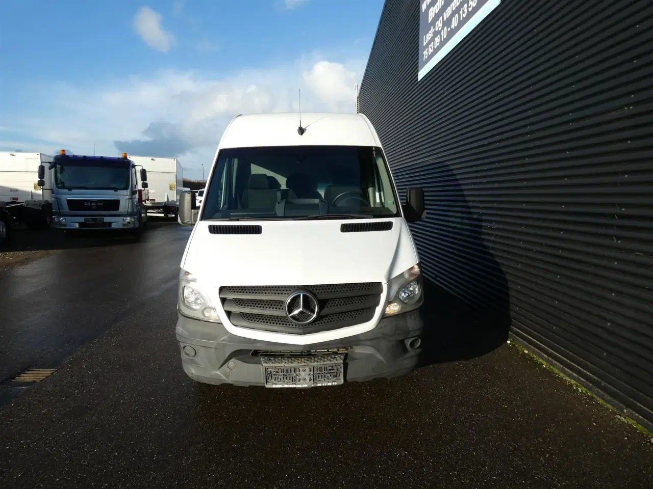 Billede 2 - Mercedes-Benz Sprinter 211 2,1 CDI A2 H2 114HK Van Aut.