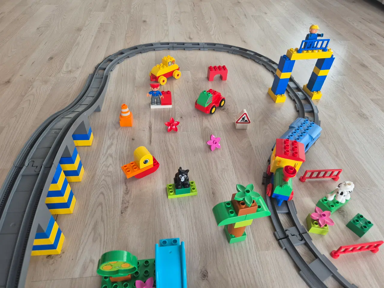 Billede 3 - Duplo Elektrisk Togbane, Batteritog, Stor Bro