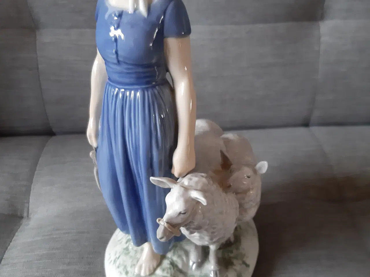 Billede 1 - B&G Figur Nr 2010