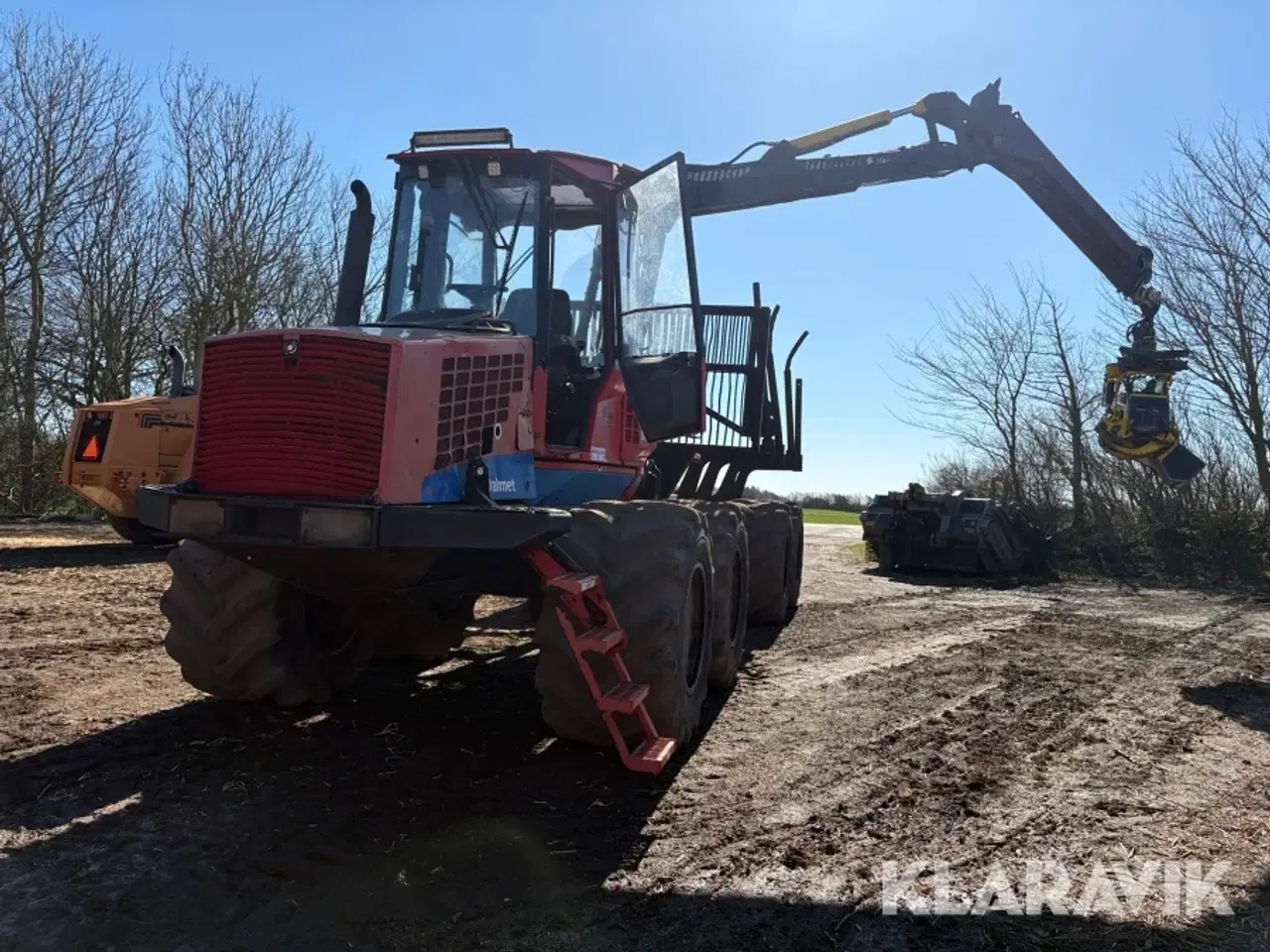 Billede 1 - Fældeudkører Valmet 840.2