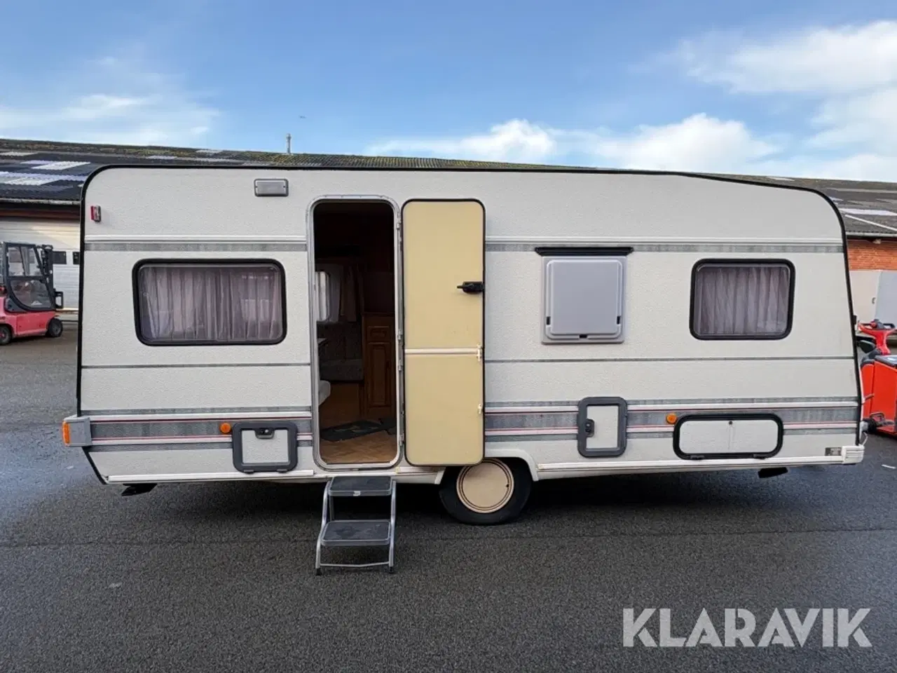 Billede 6 - Campingvogn Bürstner 4805