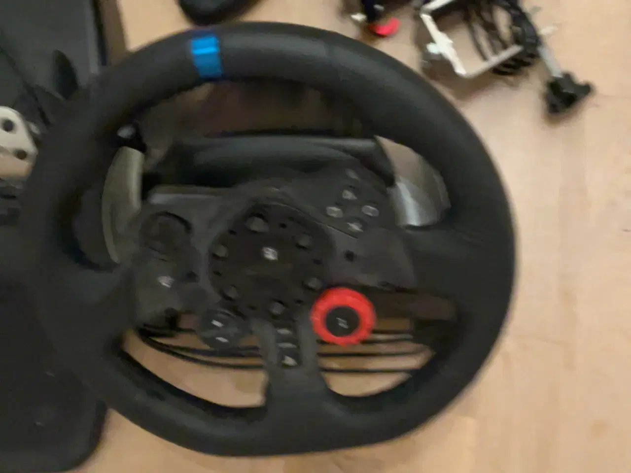 Billede 2 - Sælger logitech g29