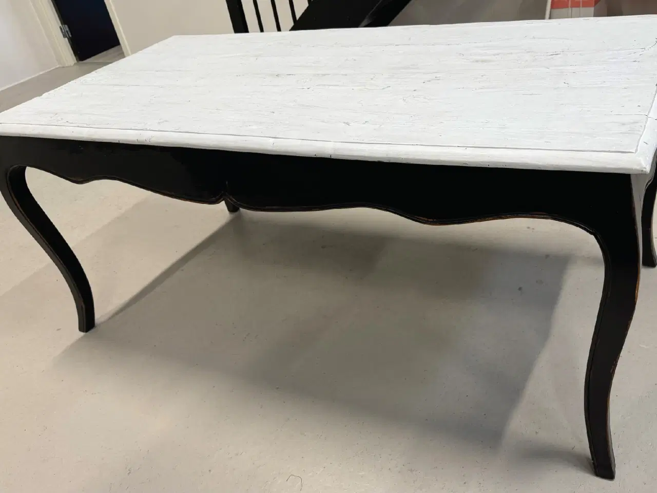 Billede 1 - Romantisk spisebord i Fransk landstil 