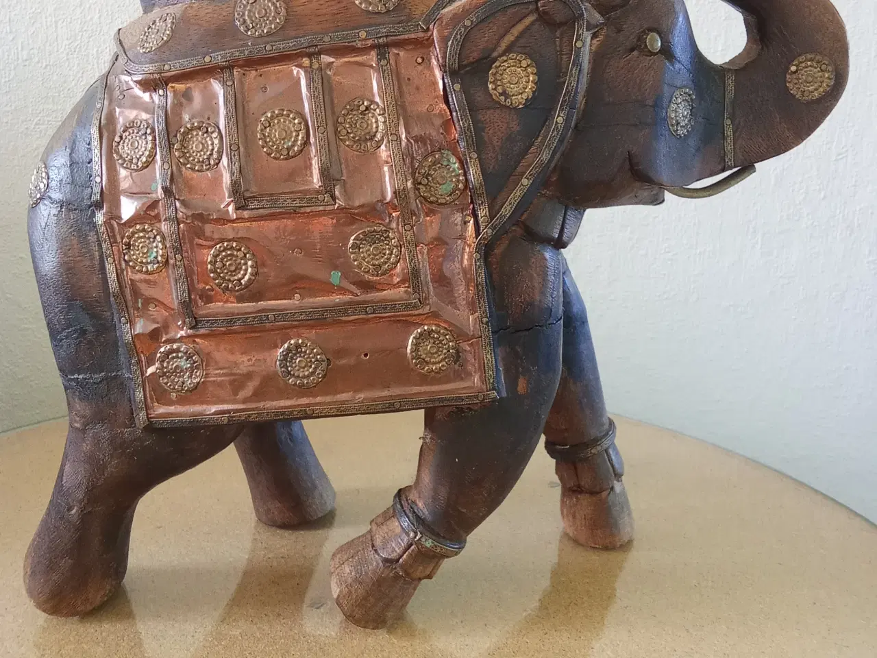 Billede 2 - En sød elefant i træ