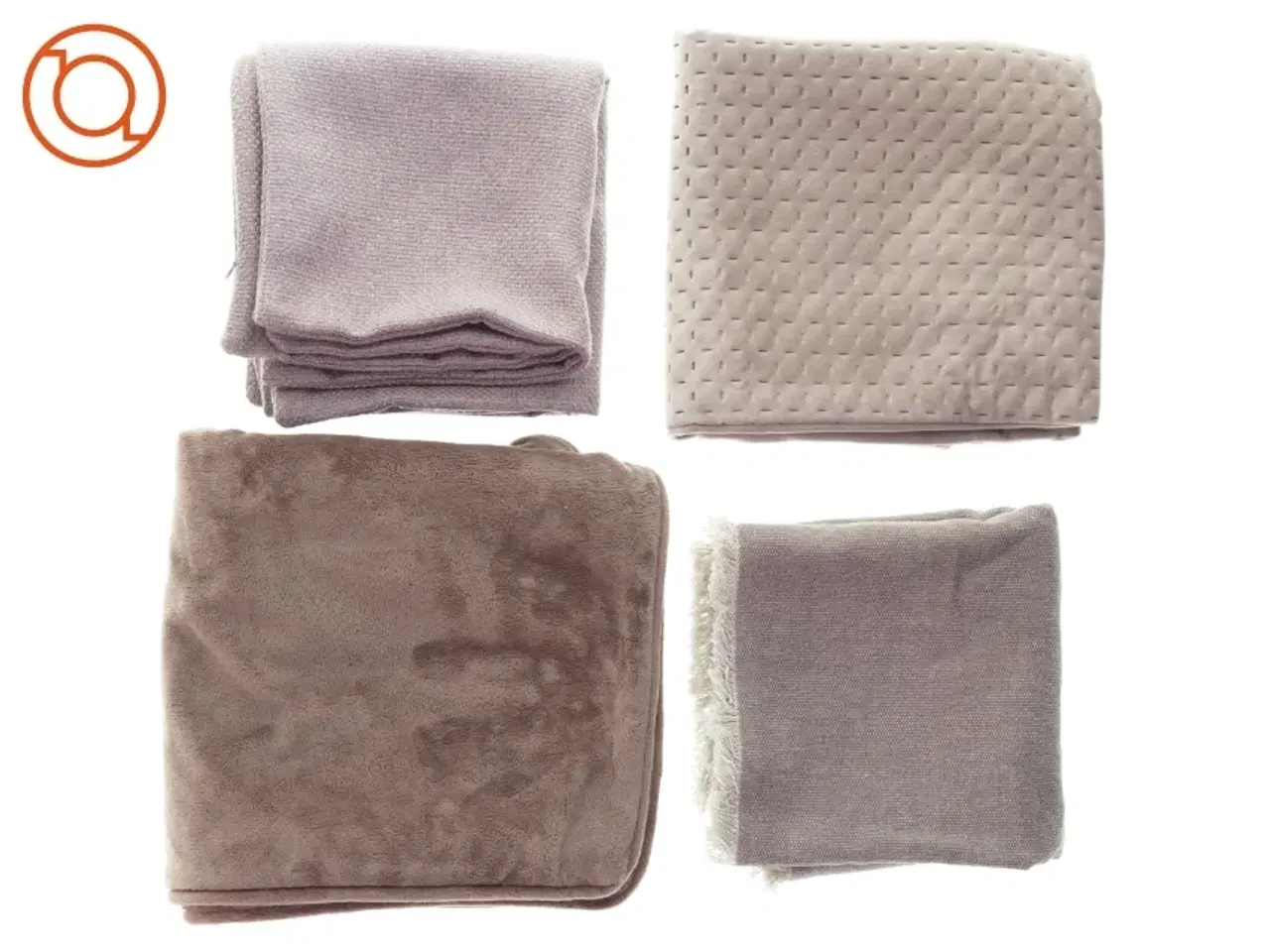 Billede 1 - Pudebetræk 5 stk og en løber (str. 46 x 45 og 40 X 40 og 50 X 50 og 155 x 38cm)