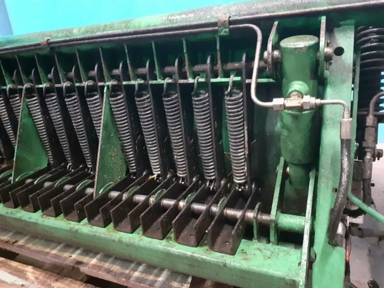 Billede 12 - John Deere 592 Snitter