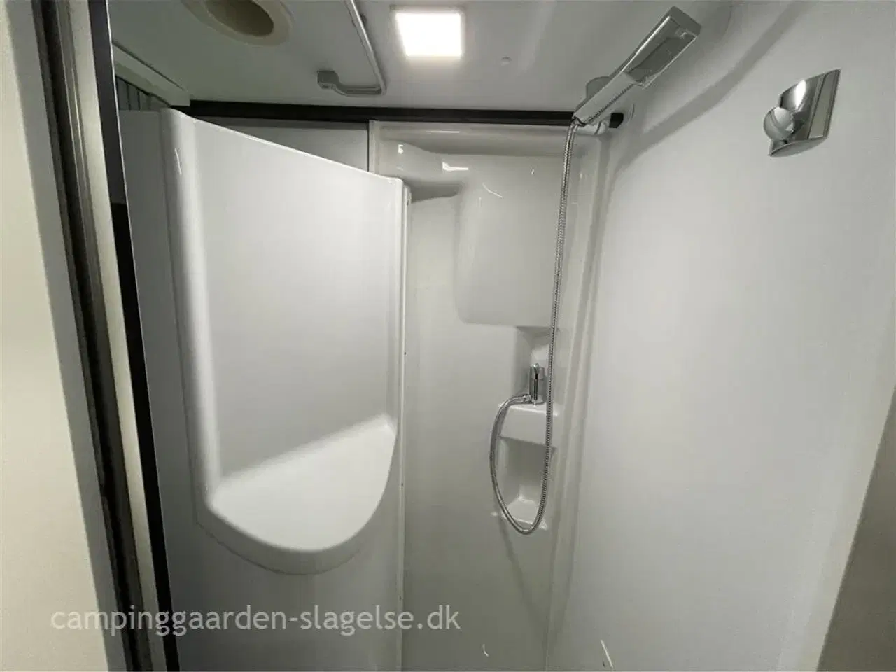 Billede 11 - 2023 - Adria Twin Supreme 640 SLB   VOGNEN ER PÅ LAGER - NEDSAT KR 98.536,-