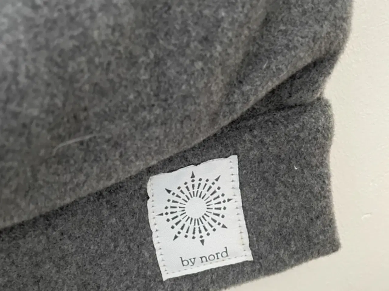 Billede 3 - Vægophæng fra by nord 