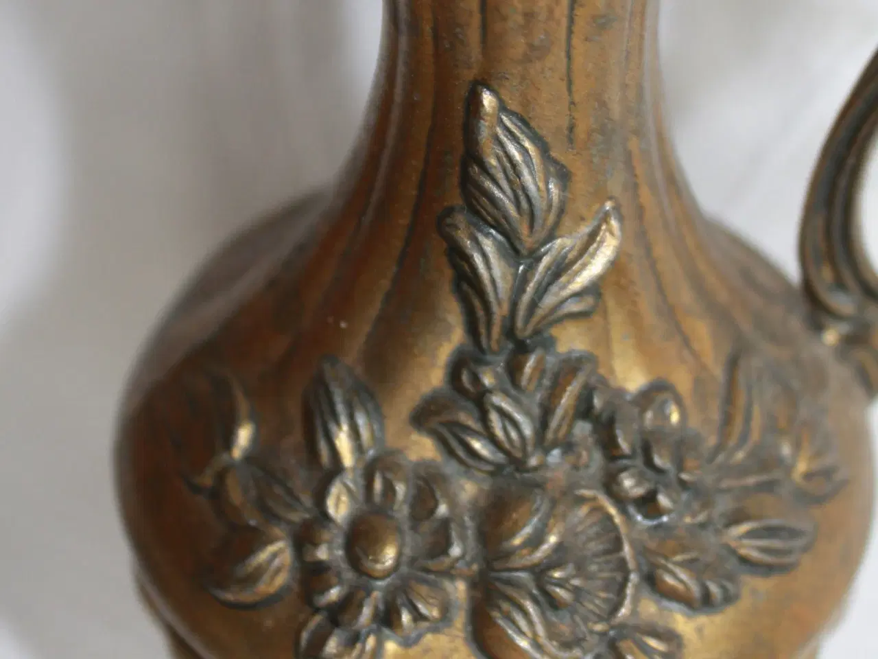 Billede 3 - Prydvase af bronce