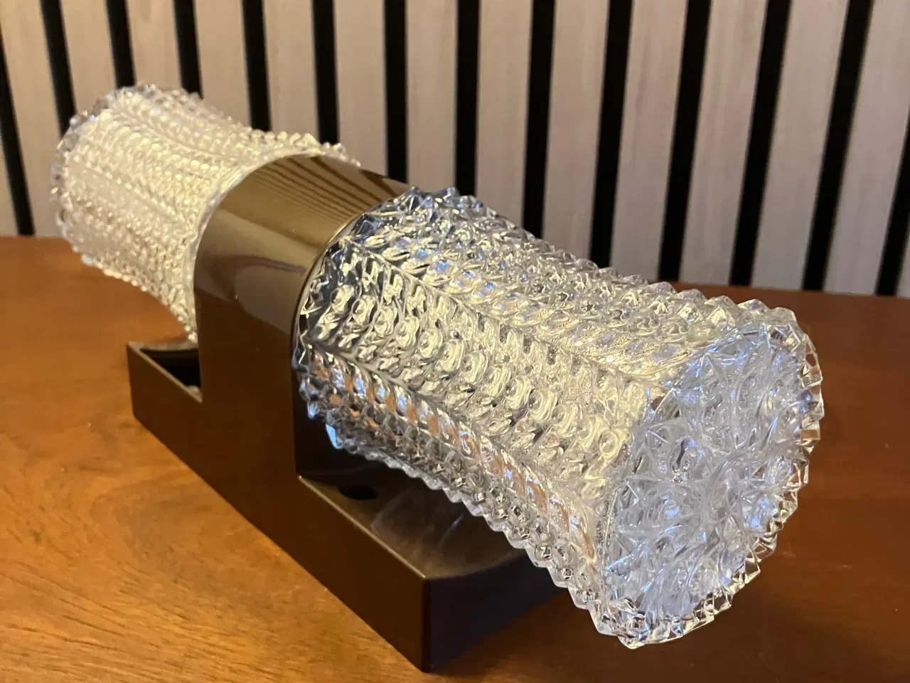 Billede 3 - Retro lampe til badeværelset eller gangen.