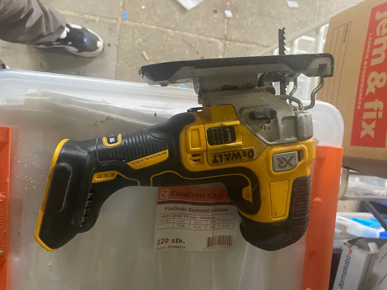 Billede 1 - DeWalt stiksav 