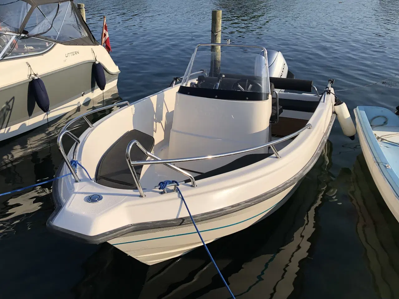 Billede 1 - Veludstyret motorbåd, Honda 80 HK 2018