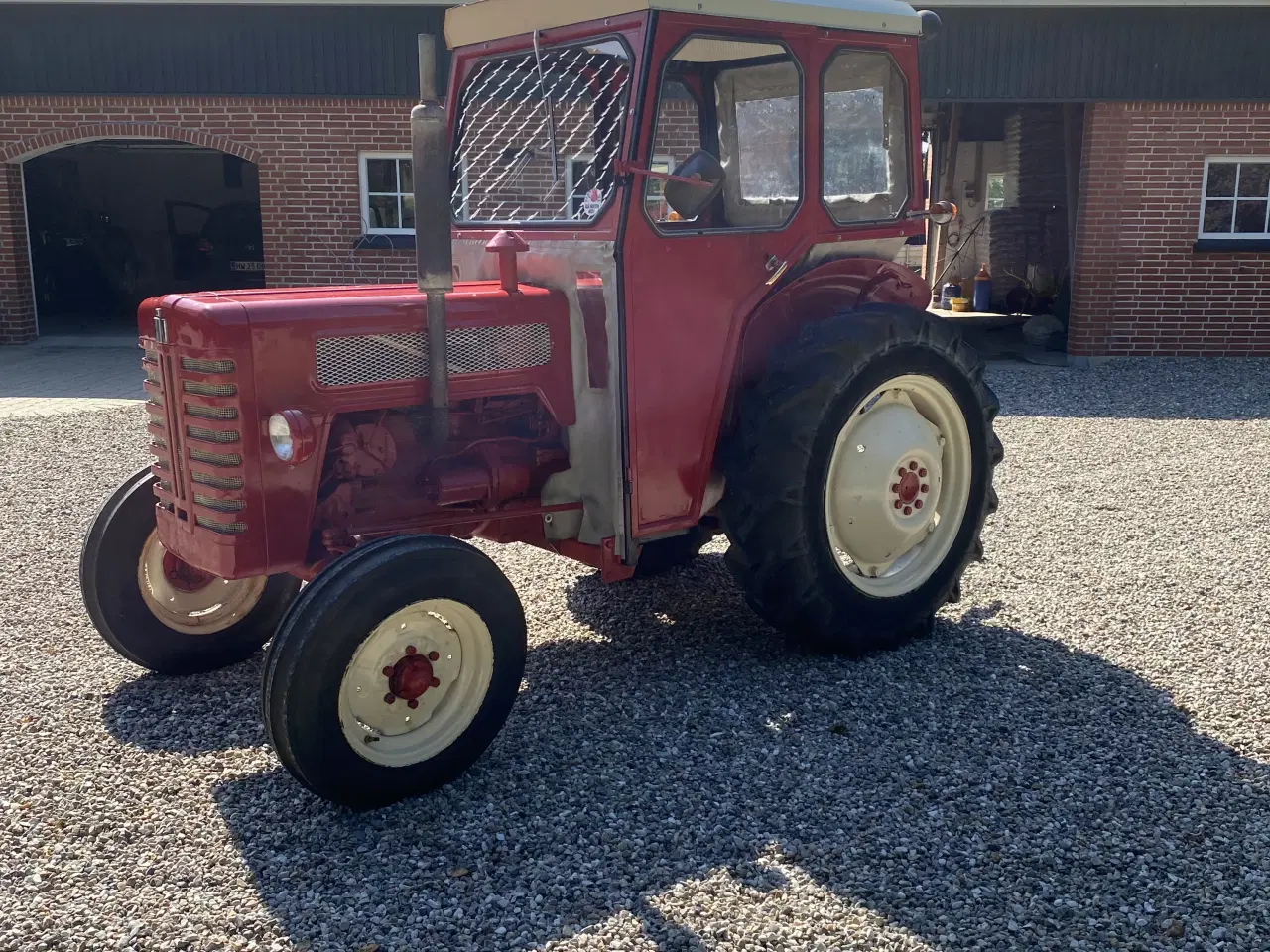 Billede 8 - Veterantraktor - IH B275 - benzin