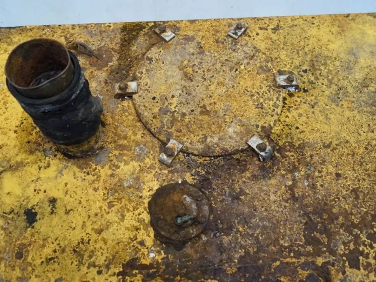 Billede 20 - Volvo L120 Dieseltank VOE4898515