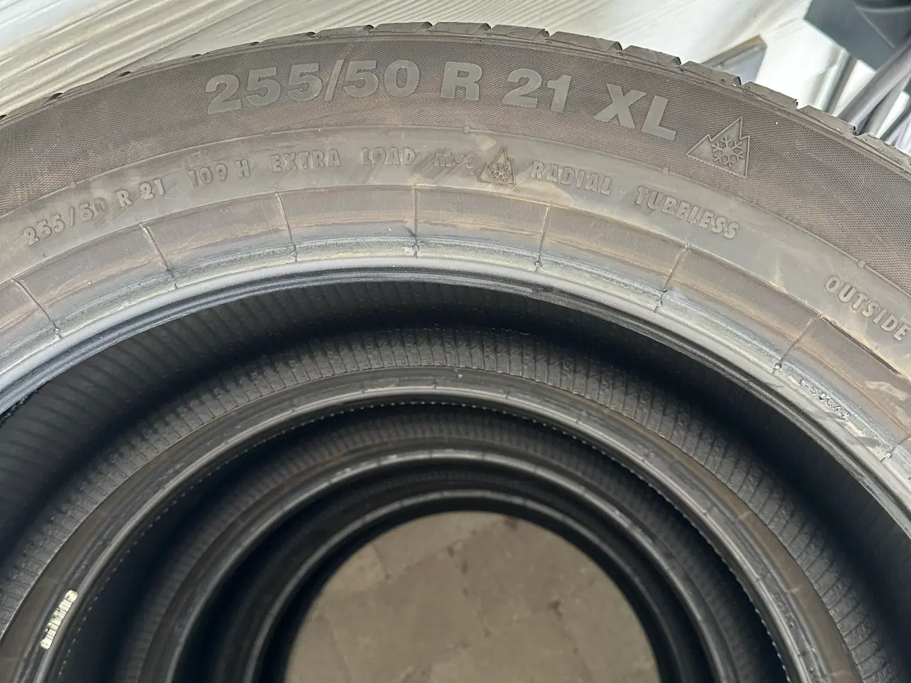 Billede 2 - Vinterdæk 255/50 R21