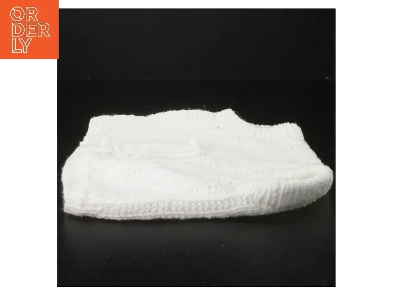 Billede 2 - Strikket babyblebuks (str. 25x24 cm)