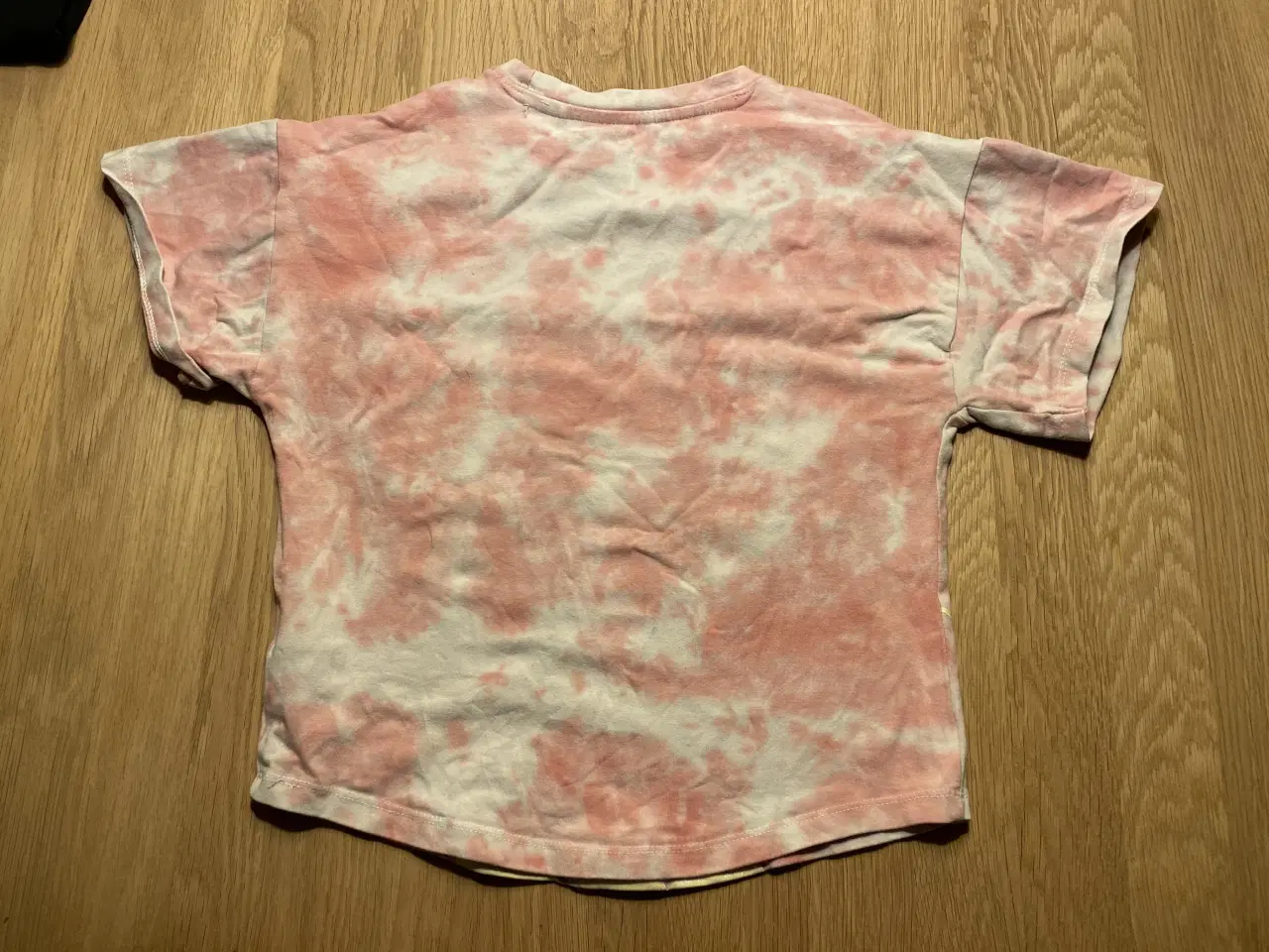 Billede 3 - Bluse, tshirt, nederdel, træningsbukser, badedragt