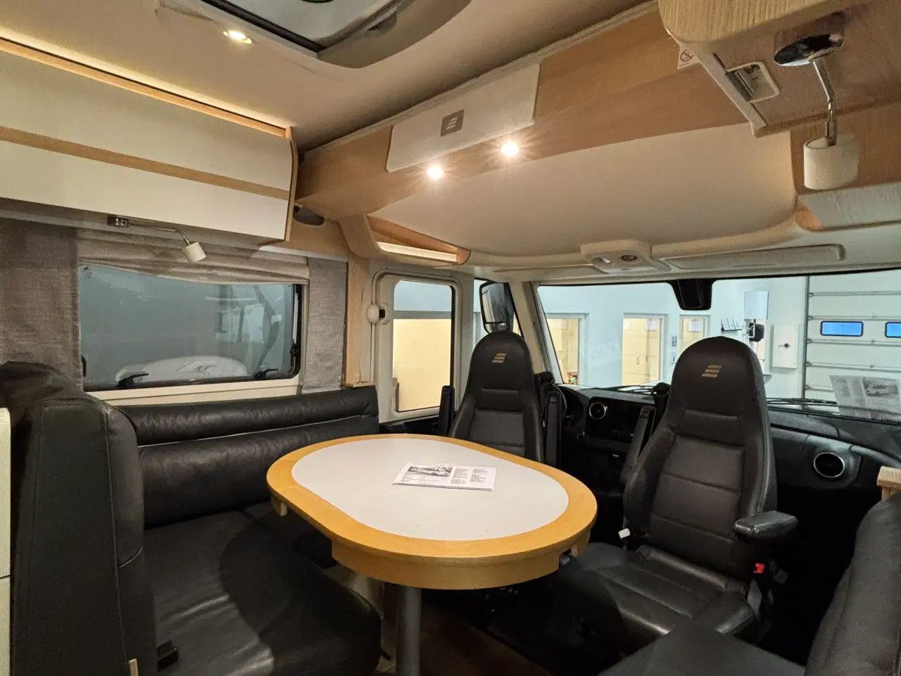 Billede 19 - Autocamper til salg - Hymer Master Line ML I 880