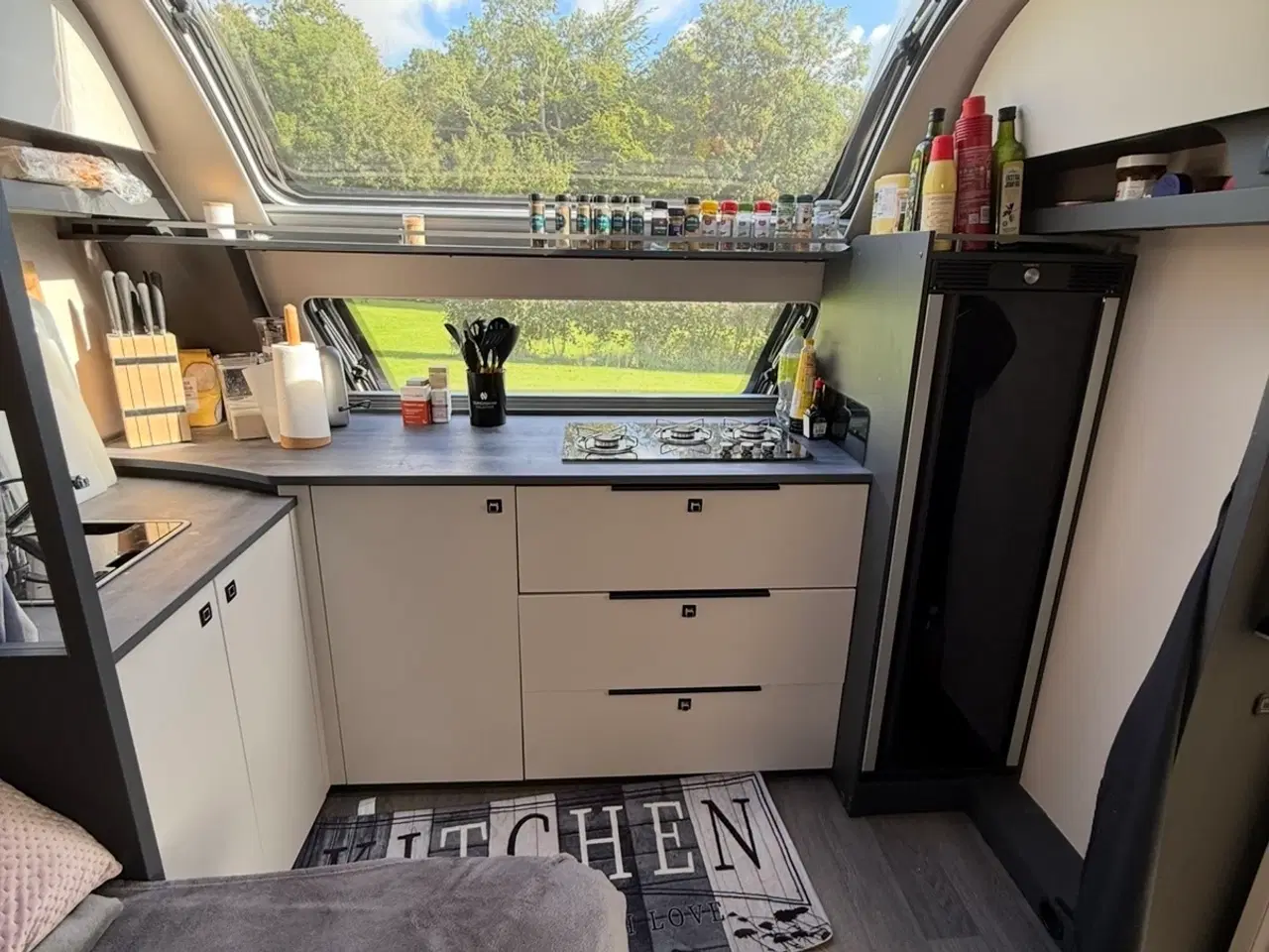 Billede 9 - Fin campingvogn