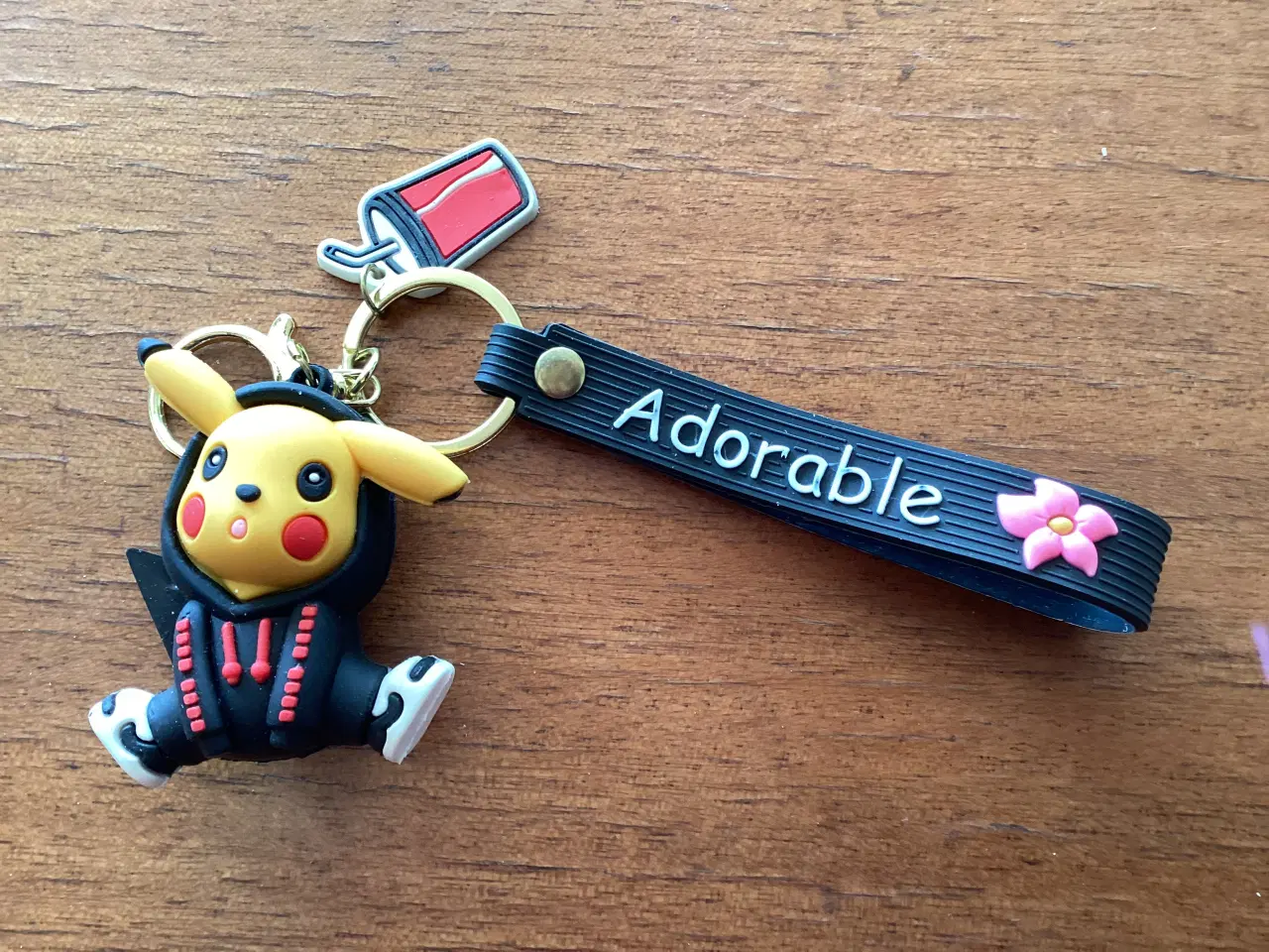 Billede 5 - Pokemon nøglering og 2 pins