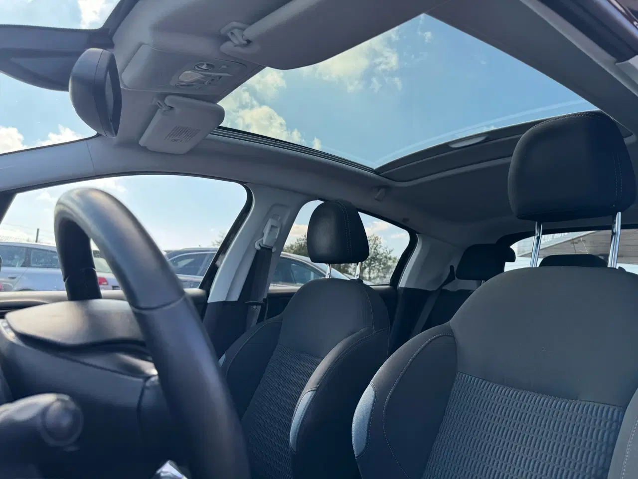 Billede 5 - Peugeot 208 1,2 VTi Allure 82HK 5d