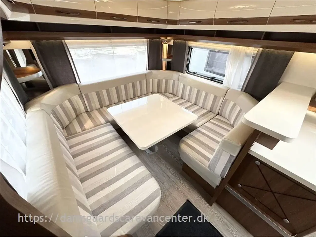 Billede 28 - 2016 - Hobby Excellent 560 CFe   Dobbeltseng-Gulvtemp.-Mover-Telt