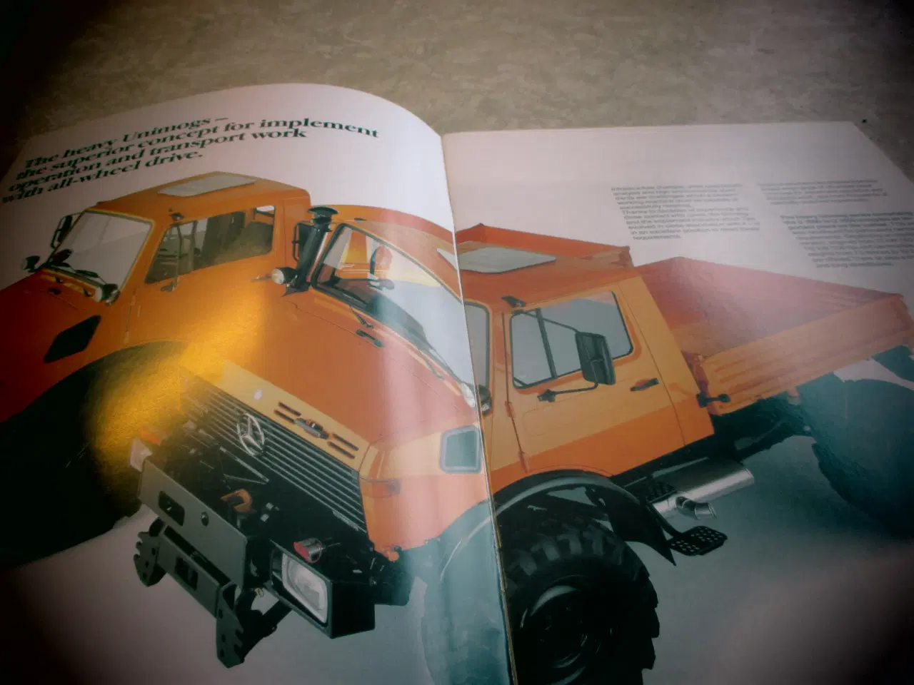 Billede 5 - Ny brochure  Mercedes Unimog