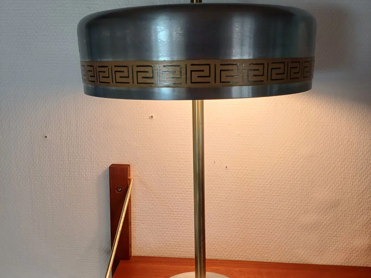 Billede 2 - Bordlampe fra 70erne lavet af vitrika 