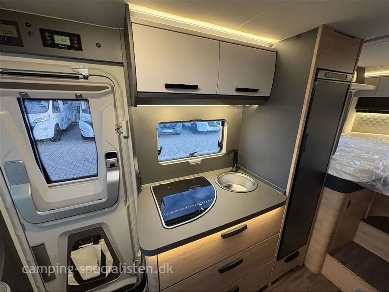 Billede 11 - 2026 - Knaus L!VE I 650 MEG    Knaus L!VE I 650 MEG 2026 kan snart ses hos Camping-Specialisten Silkeborg