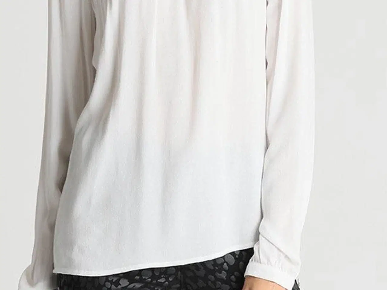 Billede 6 - Modström sort bluse