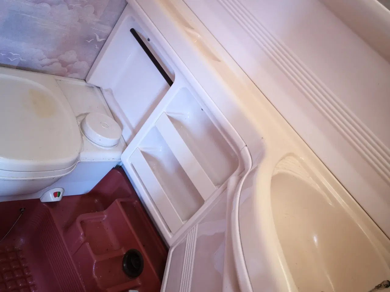 Billede 6 - Slidt Hobby Campingvogn til salg