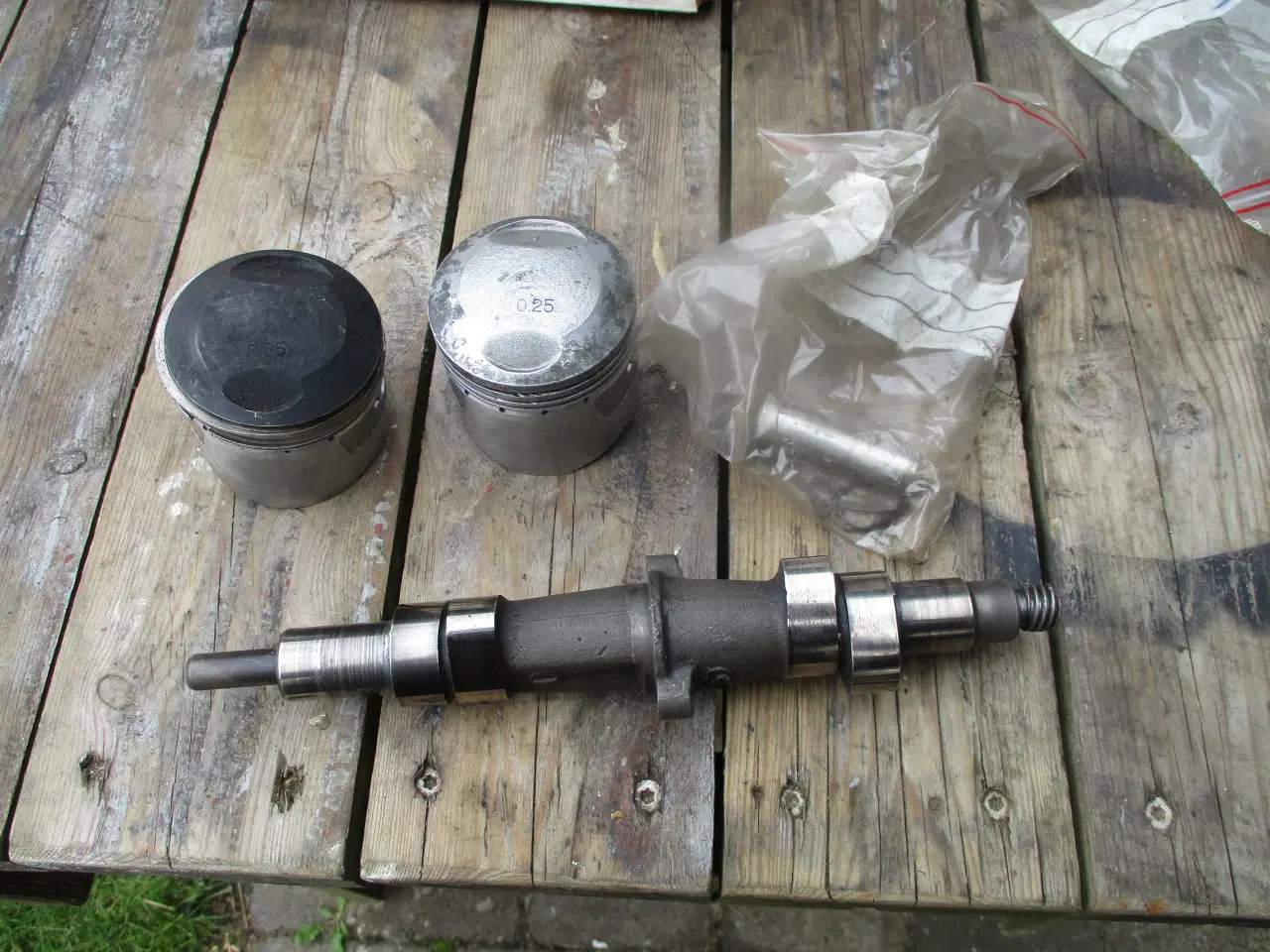 Billede 15 - Honda CB 350 Twin Tank, sideskjolde og mange dele