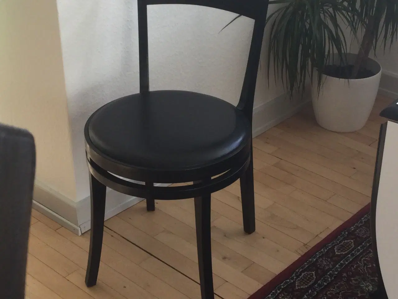 Billede 1 - 5 stole med lædersæder 