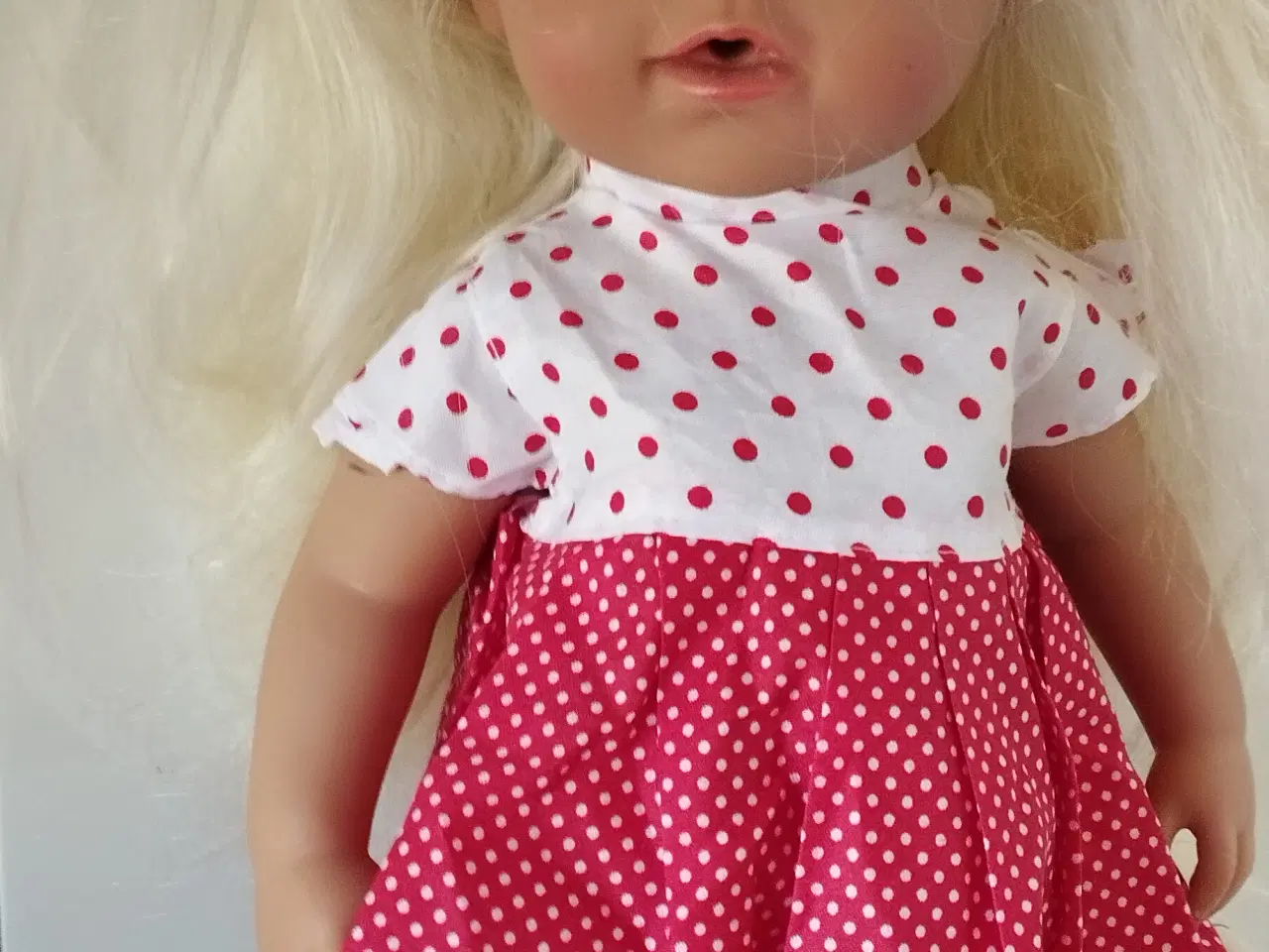 Billede 2 - Dukke BabyBorn Søster.