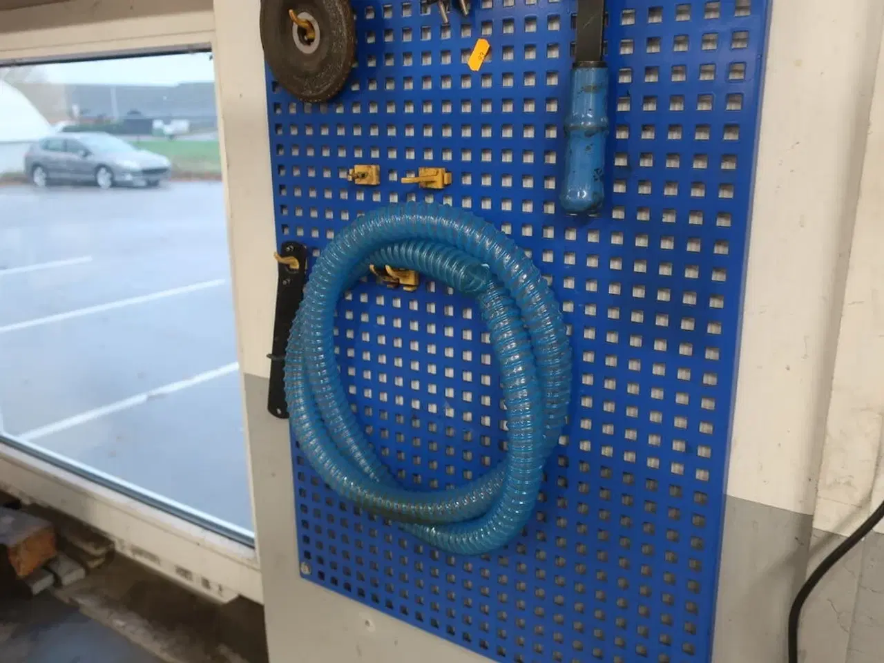 Billede 3 - Tavle med indhold