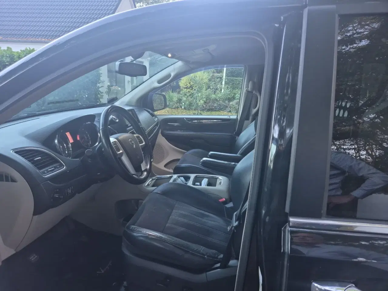Billede 9 - Lancia Voyager 2,8 Platinum aut. Van