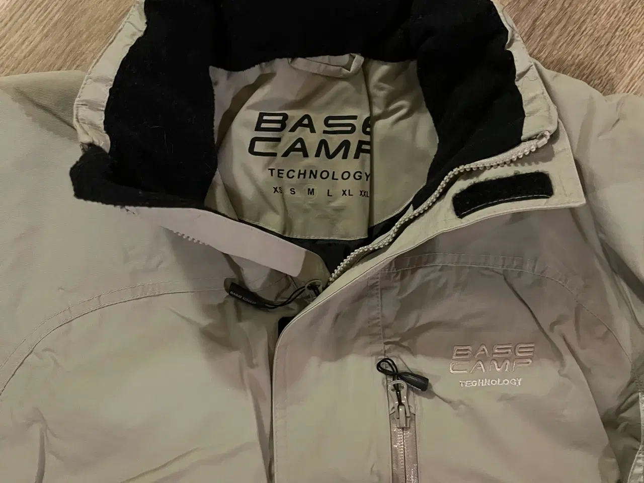 Billede 3 - Skidragter herre og dame med tilbehør