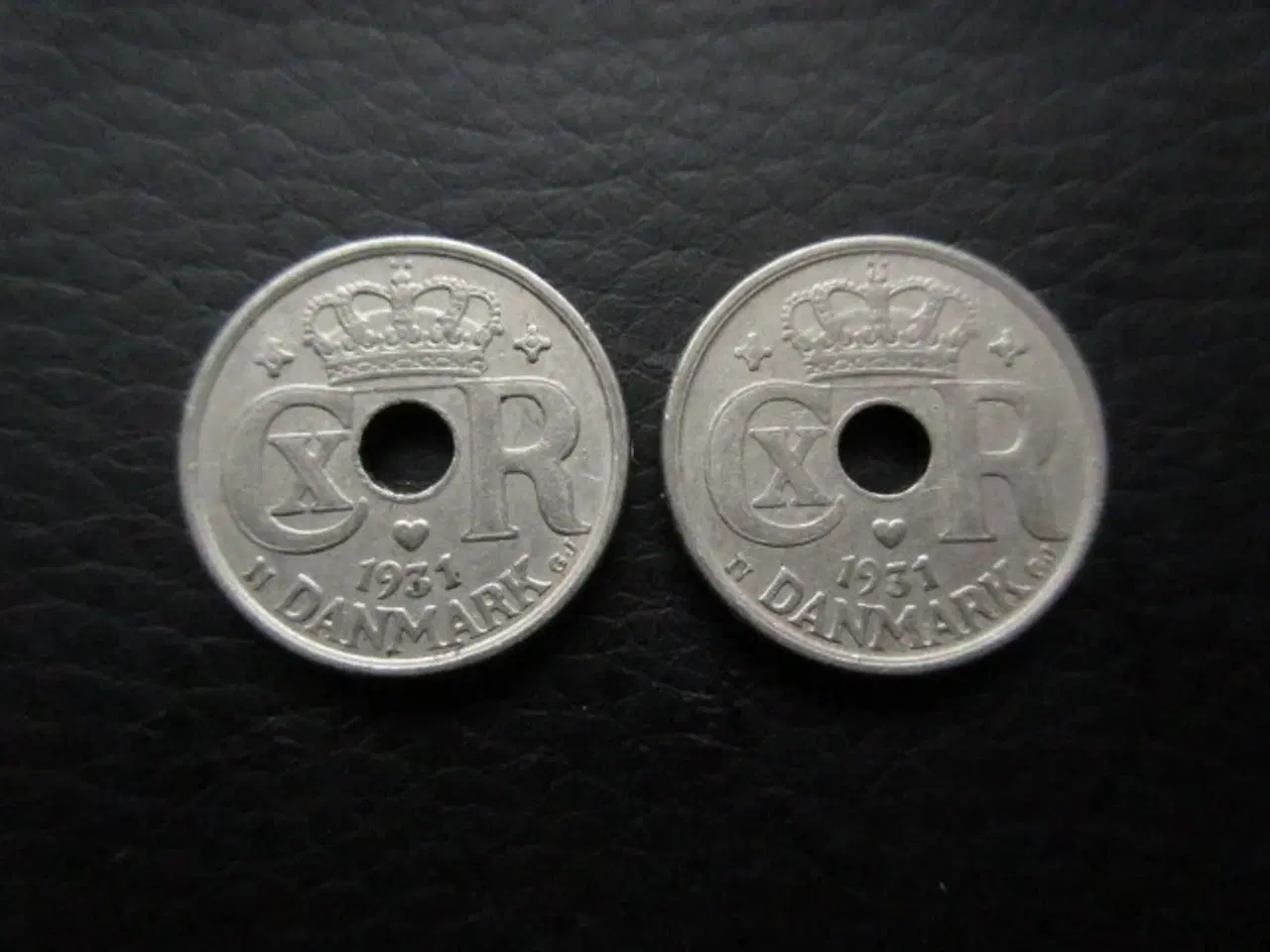Billede 1 - 10 øre 1931 begge udgaver med stort og lille "N"
