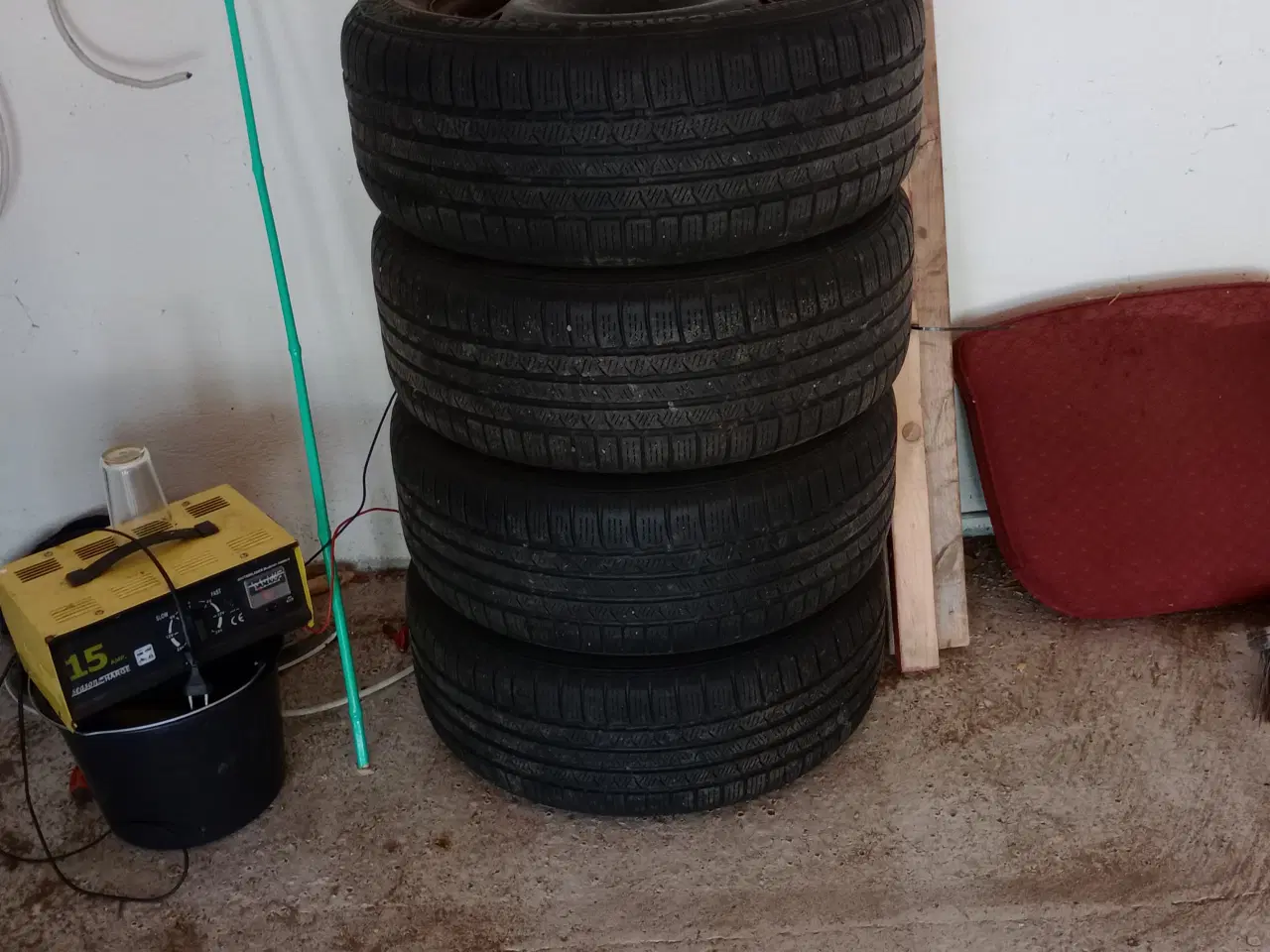 Billede 2 - Vinter hjul Volvo Ford,235/55/17