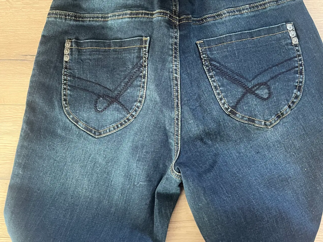 Billede 1 - Jeans 